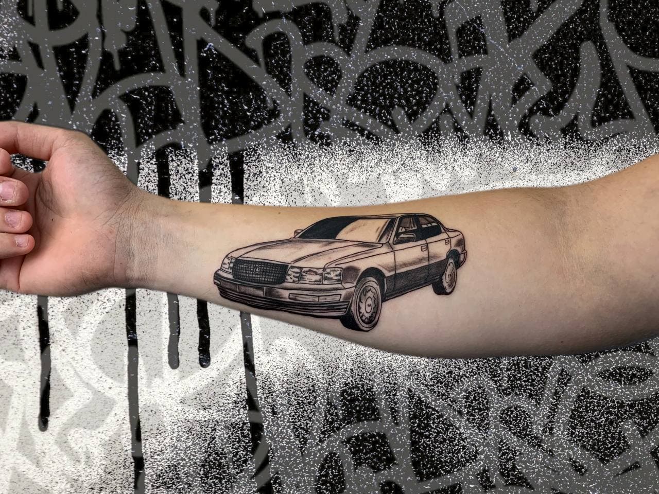 1999 Lexus LS 400 на руці